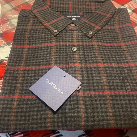 Crofts & Barrow XL black/ gray/ red check flannel, long sleeve shirt - Picture 2 of 8